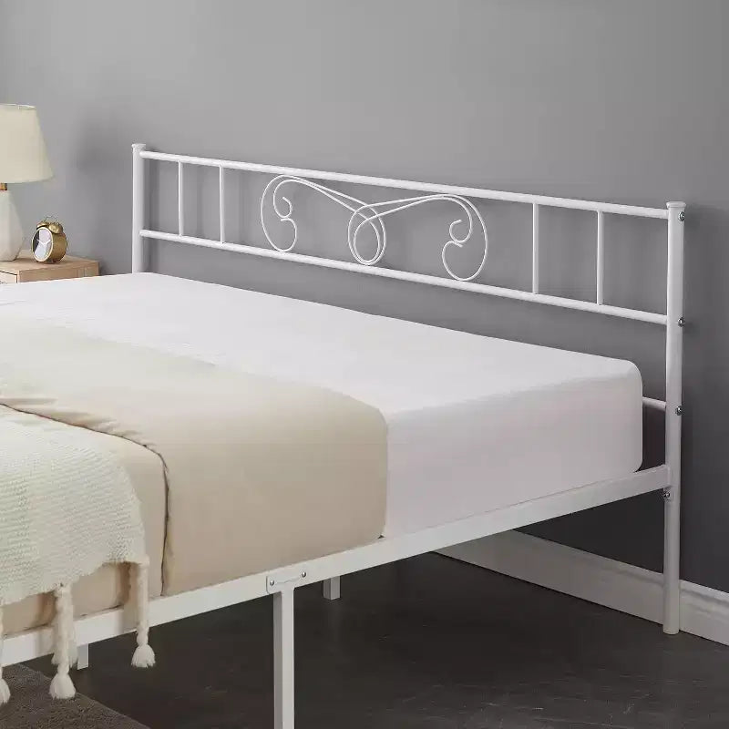 Struttura Letto Matrimoniale King Size in Metallo con Testiera e Supporto a Doghe in Acciaio, con 35 cm di Spazio Contenitore, Nessuna Rete a Molle Necessaria, Facile da Montare