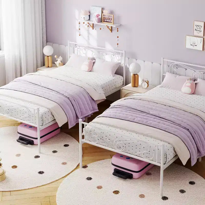 Struttura Letto Matrimoniale King Size in Metallo con Testiera e Supporto a Doghe in Acciaio, con 35 cm di Spazio Contenitore, Nessuna Rete a Molle Necessaria, Facile da Montare