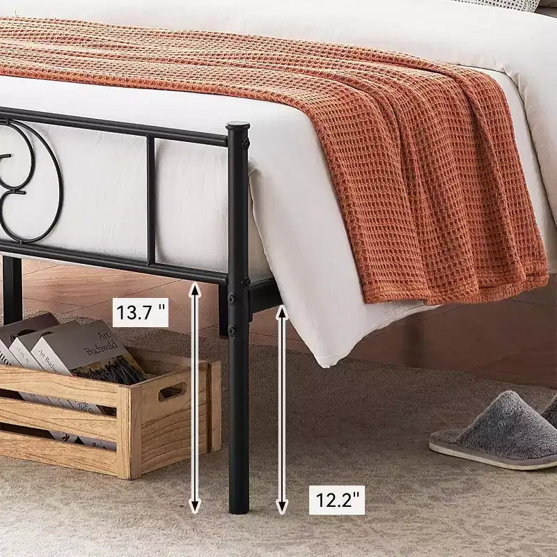 Struttura Letto Matrimoniale King Size in Metallo con Testiera e Supporto a Doghe in Acciaio, con 35 cm di Spazio Contenitore, Nessuna Rete a Molle Necessaria, Facile da Montare