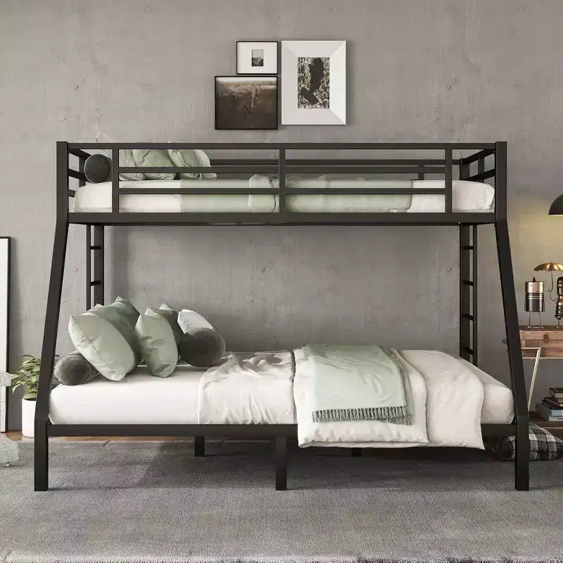 Bellemave Letto a castello Twin XL su Queen per adulti, telaio in metallo resistente con 2 scalette, design silenzioso, nero