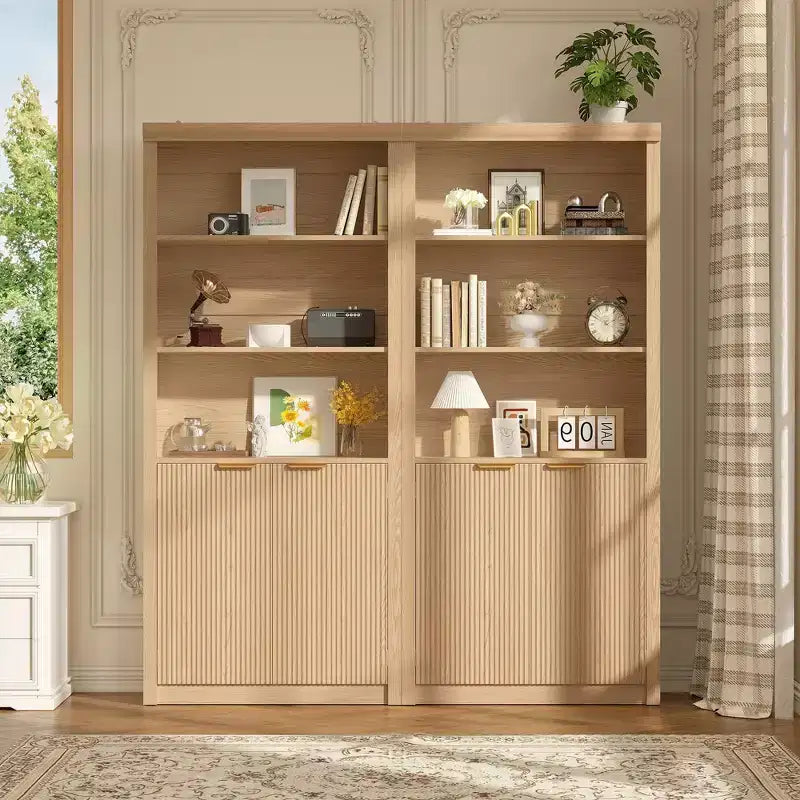Libreria alta 180 cm con ante a scanalatura, scaffali espositivi a 5 ripiani con armadietto e ripiano regolabile, librerie moderne di metà secolo