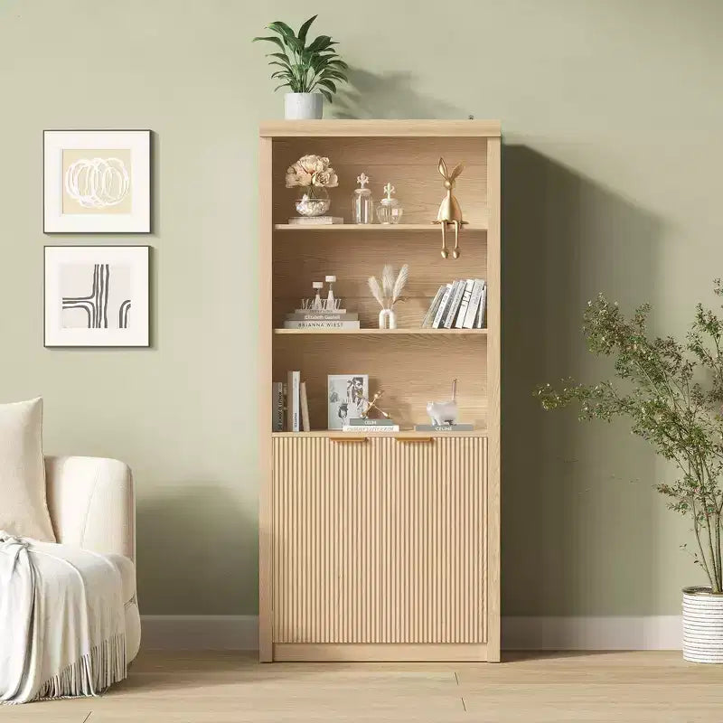 Libreria alta 180 cm con ante a scanalatura, scaffali espositivi a 5 ripiani con armadietto e ripiano regolabile, librerie moderne di metà secolo